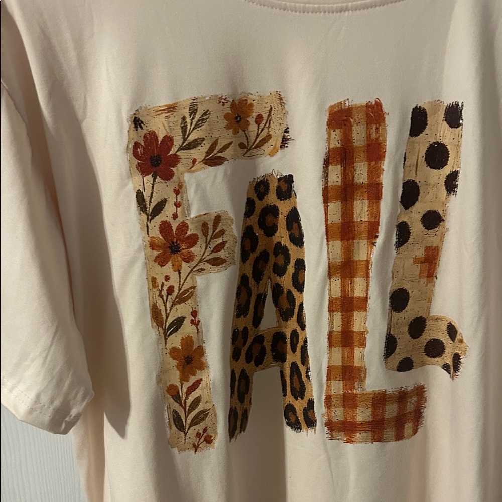 Women’s Fall Graphic Tee - Cream with Autumn Print